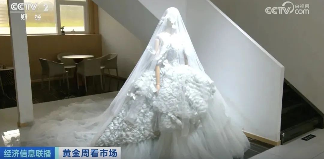 一天趕6場!整個朋友圈都在結(jié)婚?