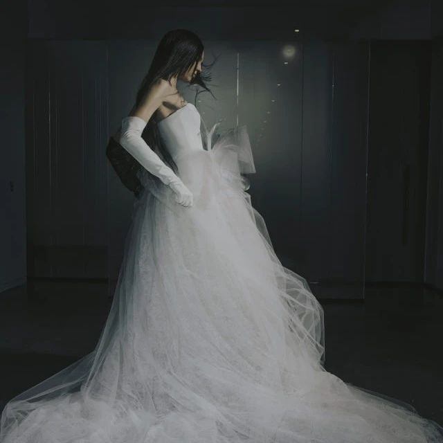 重磅！婚紗女王賣(mài)掉Vera Wang品牌！
