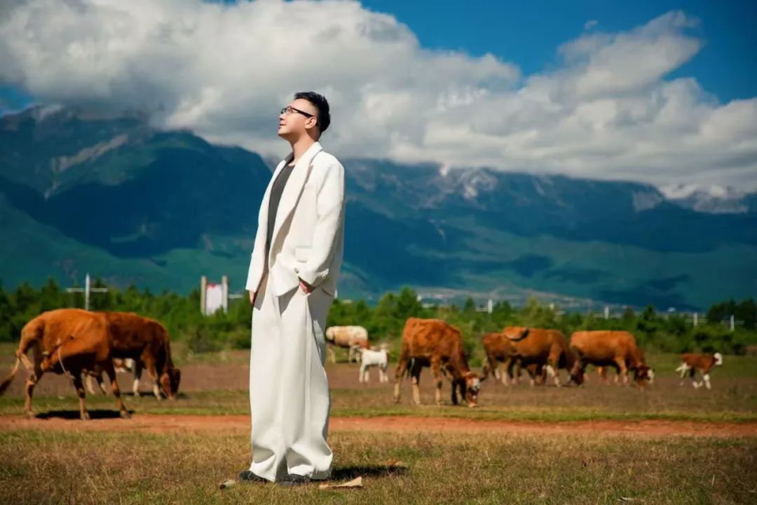 對(duì)話瀟陽(yáng)：安靜的高級(jí)感，打造情感盛宴
